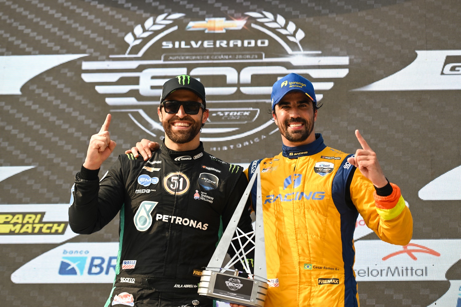 Carros e Corridas Julio Campos é o terceiro maior pontuador da etapa de  Curitiba da Stock Car - Carros e Corridas