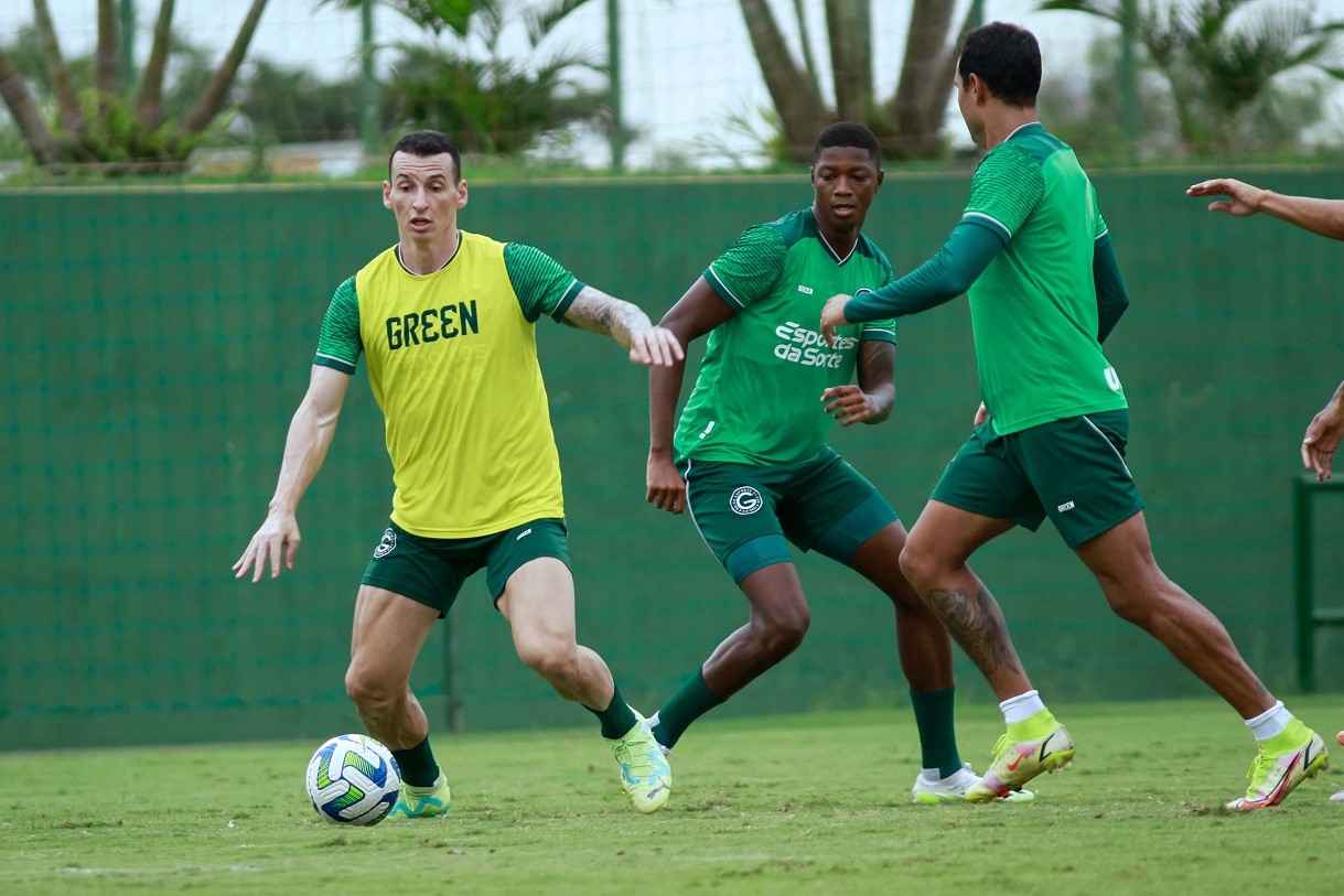 Goiás enfrenta o Cuiabá