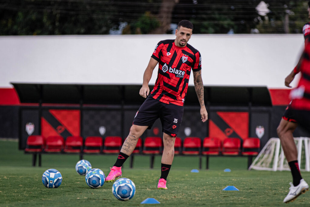 Matheus Peixoto é a novidade do Atlético para enfrentar o Ceará