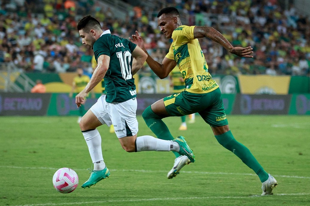 Goiás empata com o Cuiabá na Arena Pantanal