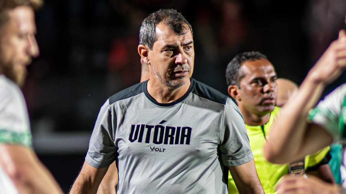 Fábio Carille demitido do Vitória