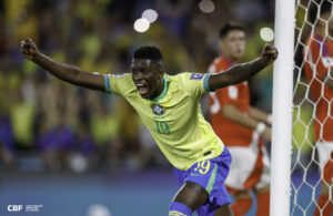 Vitória sólida no Maracanã: Seleção de Ancelotti aplica 3 a 0 no Chile e assume vice-liderança das Eliminatórias