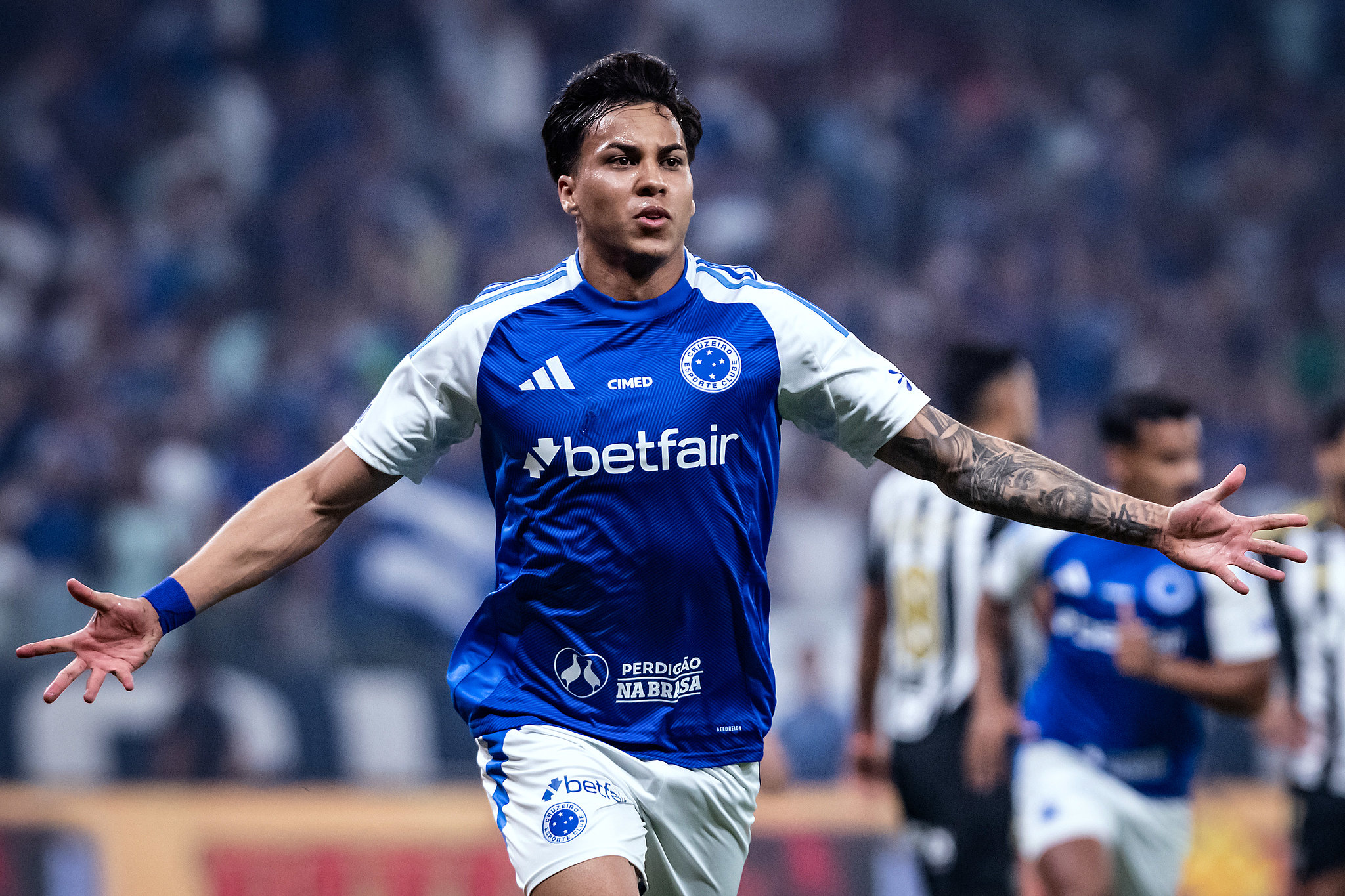 Cruzeiro passa pelo Atlético-MG e está na final da Copa do Brasil