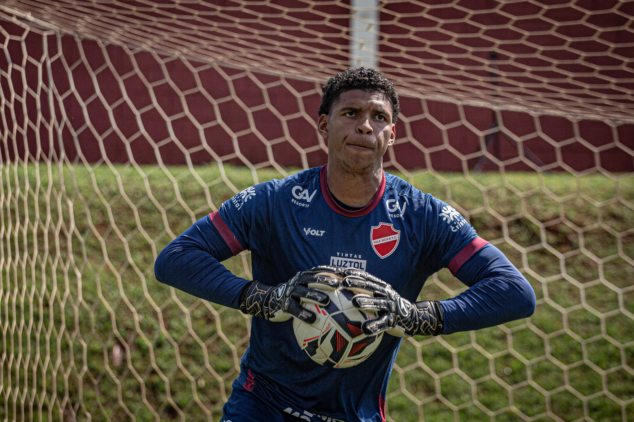 Goleiro Halls à disposição para enfrentar o Remo