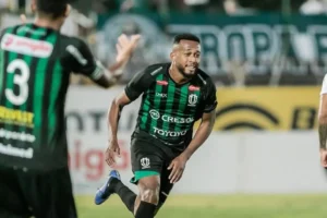Atlético‑GO contrata dupla de reforços do Maringá para a reta final da Série B: Maranhão e Tito chegam ao Dragão