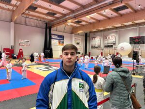 🥋🇧🇷 Goiano Davi Stival, de 17 anos, representa o Brasil no Panamericano de Karatê Tradicional; promessa mira medalha e projeta “competição acirrada”