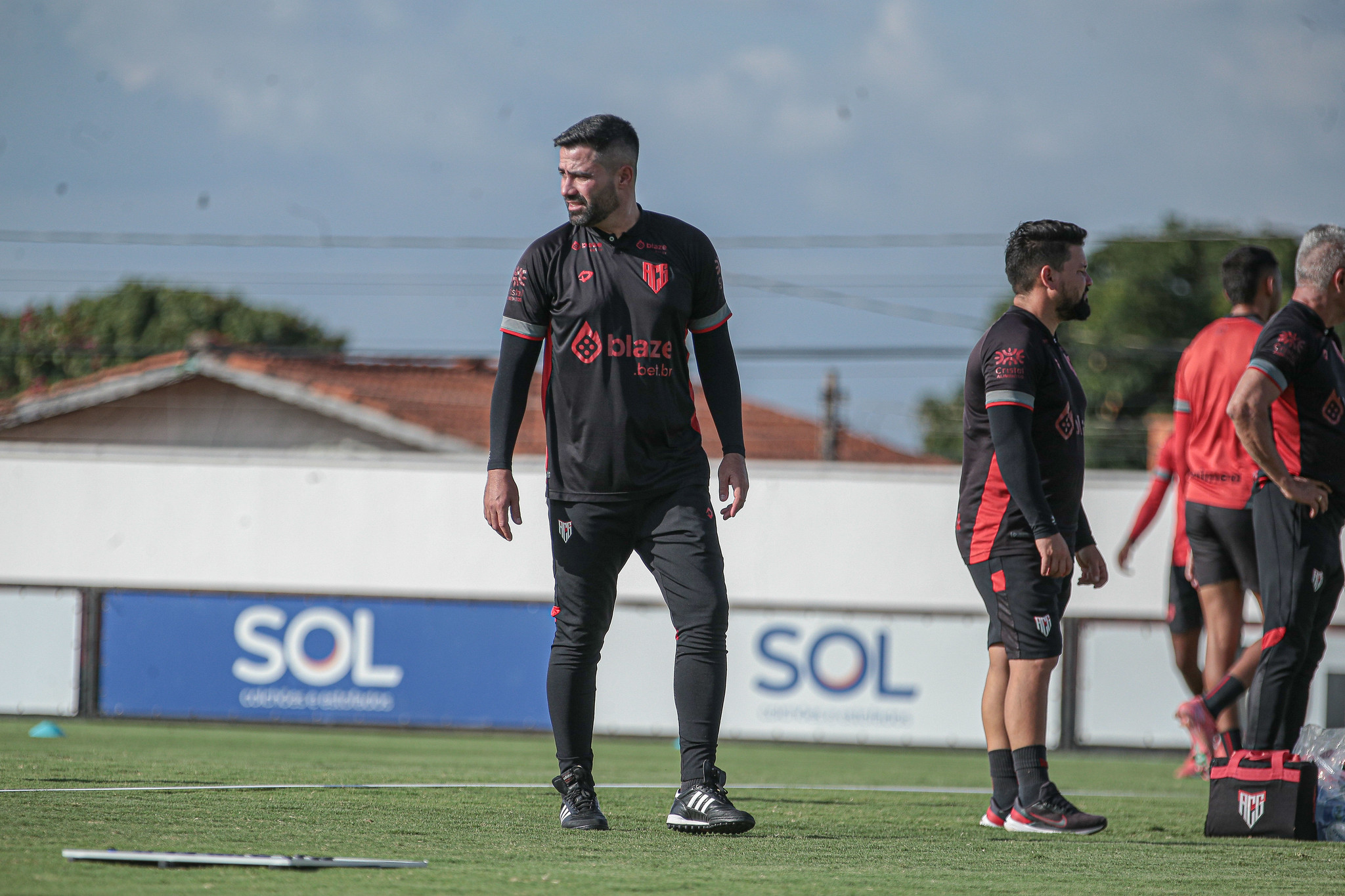 Rafael Lacerda preparando o Dragão para enfrentar a Chapecoense