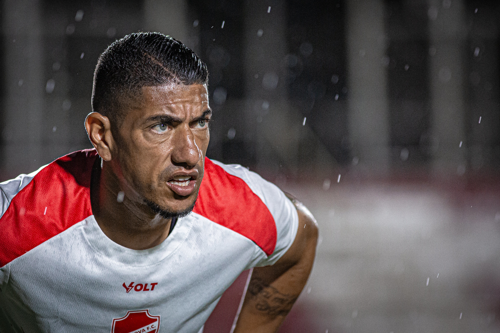 Ralf faz último jogo pelo Vila Nova em duelo contra o rebaixado Volta Redonda