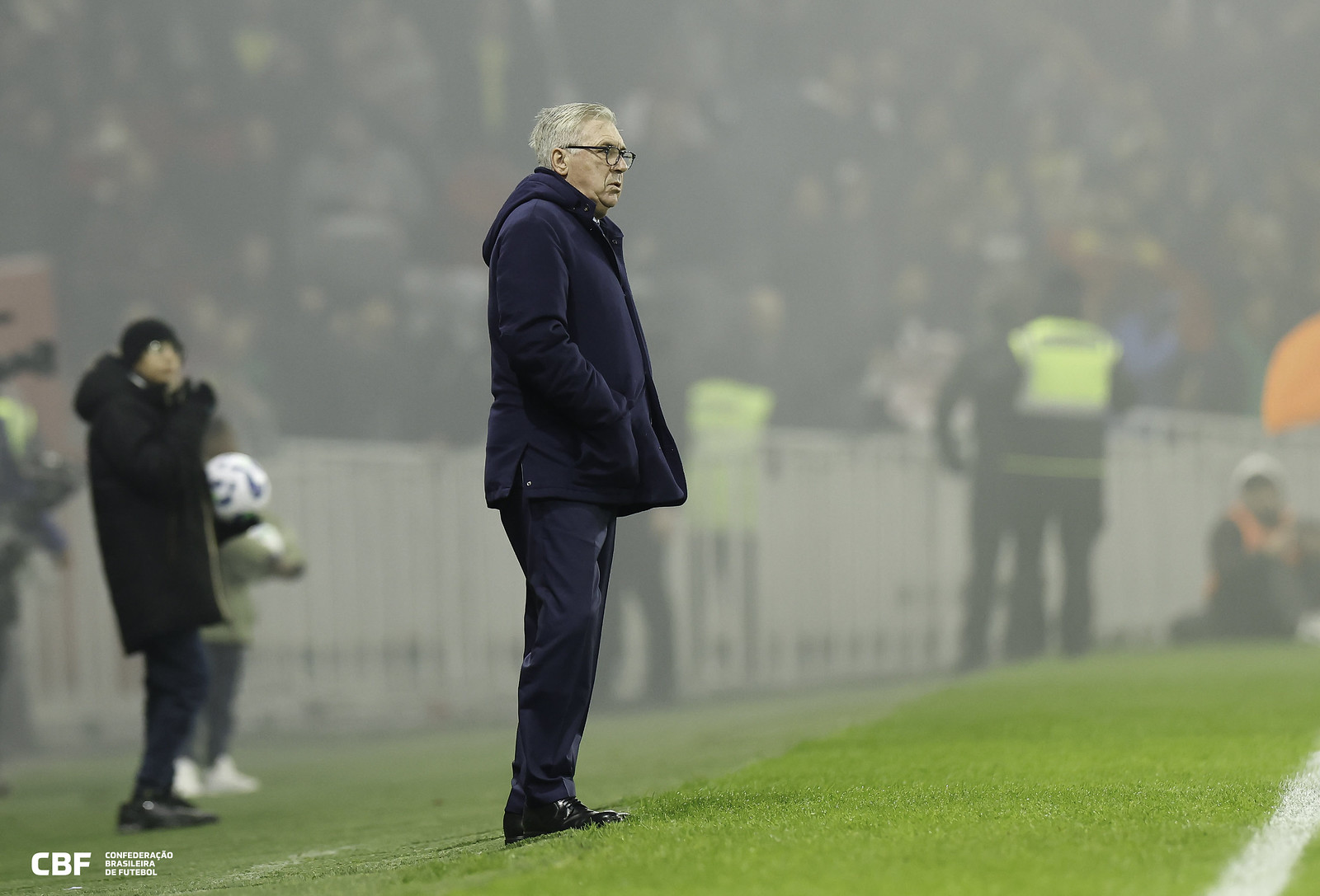 Atuação apática e pênalti desperdiçado: Brasil empata em 1 a 1 com a Tunísia e Ancelotti admite dificuldades rumo ao Mundial 🔍🇧🇷 1 Carlo Ancelotti em Brasil x Tunísia