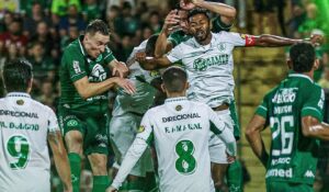 Chapecoense perde para o América-MG e resultado aumenta as chances do Goiás na briga pelo G-4