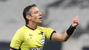 🚨 CBF escala Raphael Claus para Remo x Goiás: árbitro de Copa do Mundo vira alvo de protesto do time paraense 🦁⚡