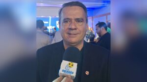 🏟️ Fábio Brasil assume comando do Vila Nova: apoio de Hugo Bravo, reformulação no elenco e meta clara de chegar à Série A