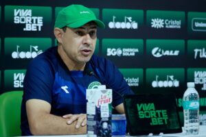 🔥 Carille abre o jogo: “Sem margem de erro”, mala branca, falta de comemoração em gol e valoriza trabalho de Mancini!