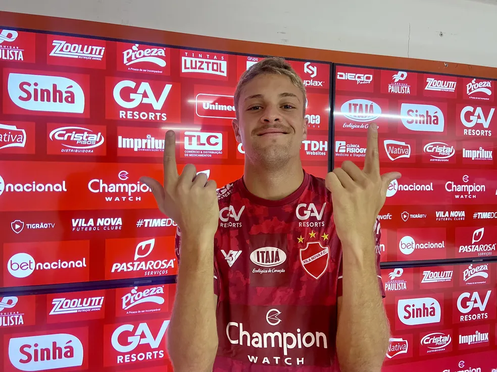 João Lucas é emprestado pelo Vila Nova