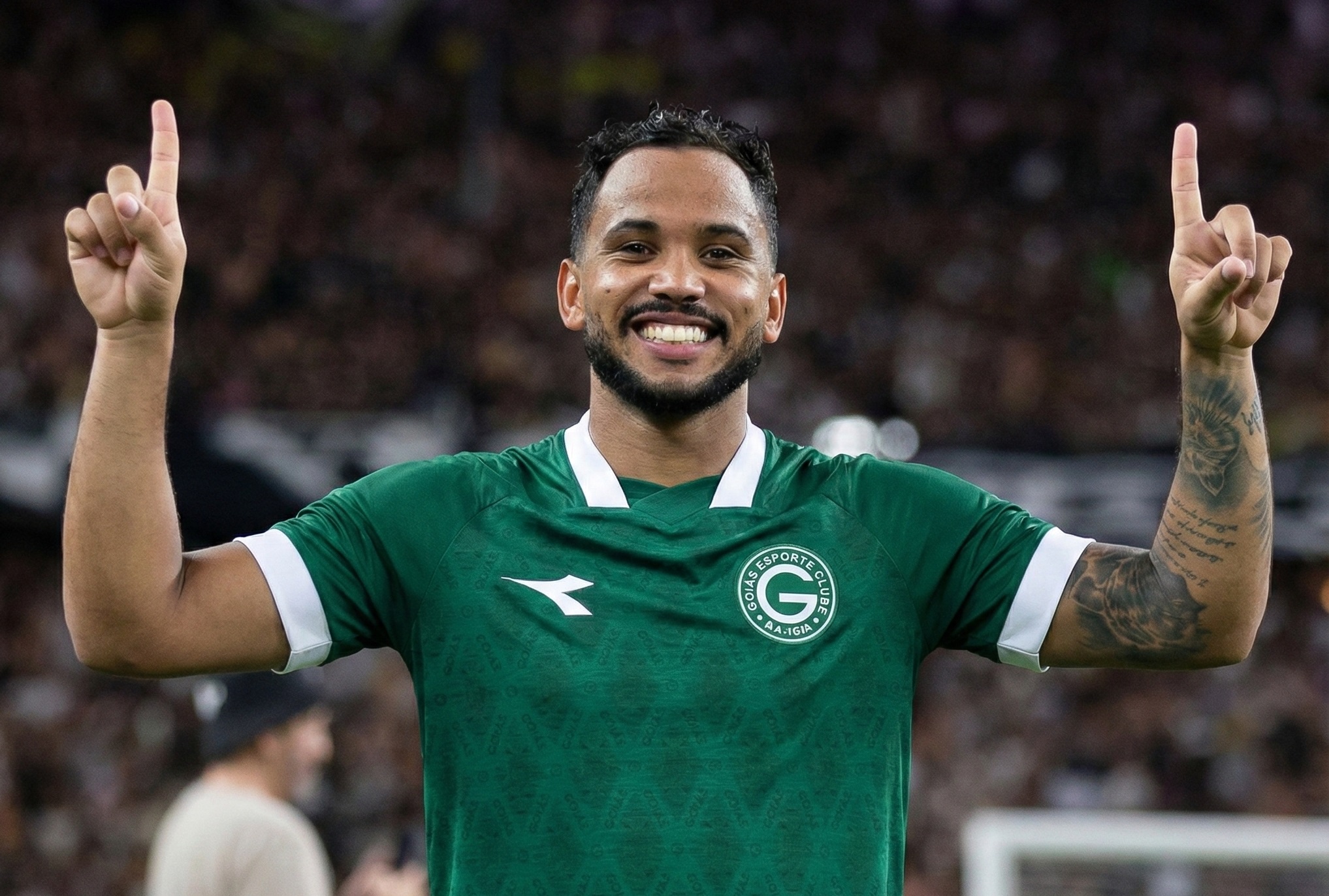 Lourenço é contratado pelo Goiás